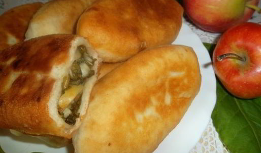 пирожки со щавелем и яблоками
