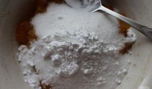 пирожки со сливой из дрожжевого теста