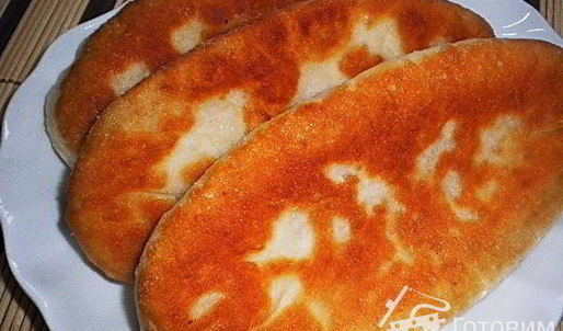 пирожки жареные с куриным мясом и картофелем