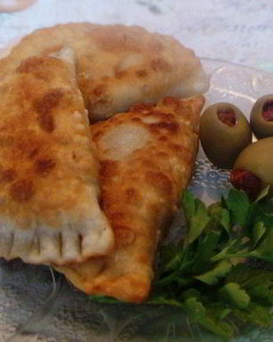 Постные жареные пирожки с тыквой и каперсами