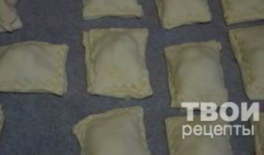 слоеные пирожки с мясом