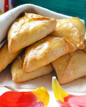 Эчпочмак из пресного теста