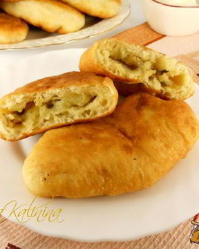 Жареные пирожки из заварного дрожжевого теста