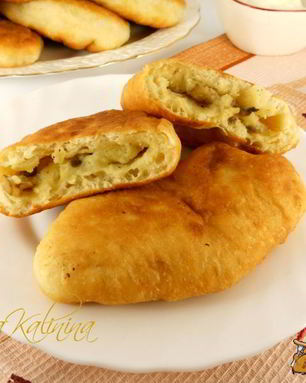 Жареные пирожки из заварного дрожжевого теста