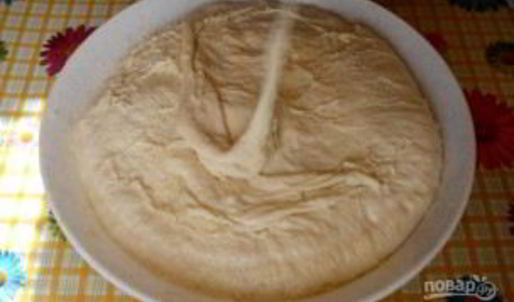 жареные пирожки с капустой на кислом молоке