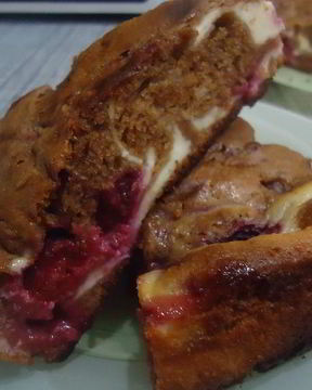 Брауни с творогом и вишней