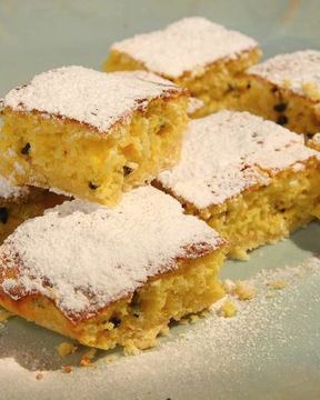 Лимонные пирожные с маракуйей