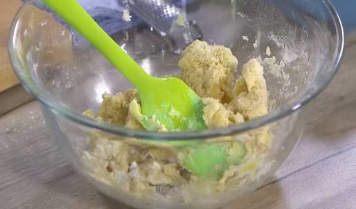 лимонные пирожные с маракуйей