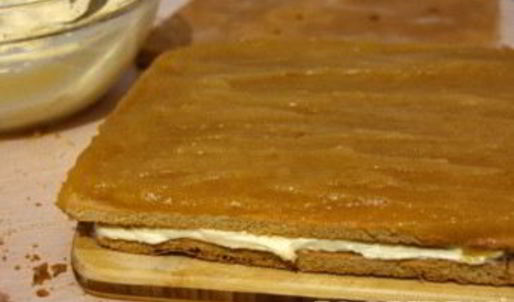 медовые пирожные