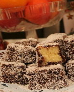 Нежное бисквитно-кокосовое пирожное