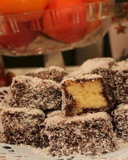 Рецепт нежного бисквитна-кокосового пирожного