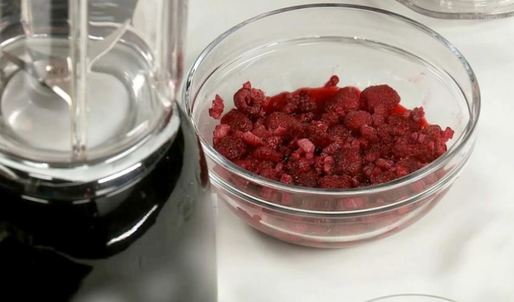 пирожное малиновые облака