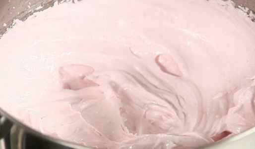 пирожное малиновые облака