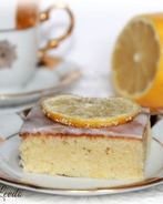 Пирожное с лимоном и белым шоколадом