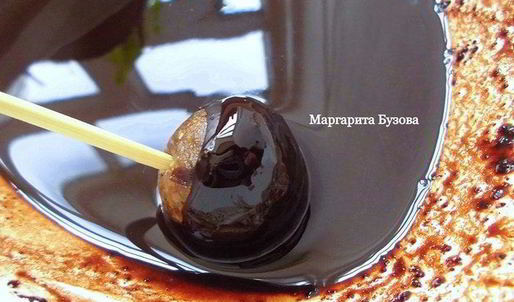 пирожные на палочке