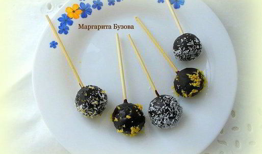 пирожные на палочке