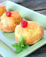 Пирожные с ананасом и кокосом