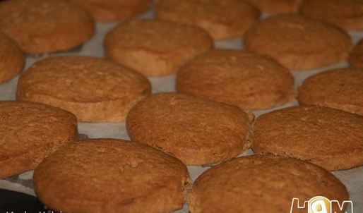 шоколадные пирожные с кремом