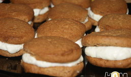 шоколадные пирожные с кремом