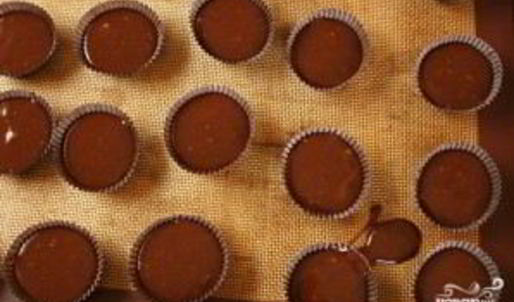 шоколадные пирожные с шоколадным кремом