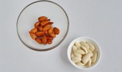 шоколадные пирожные со вкусом миндаля