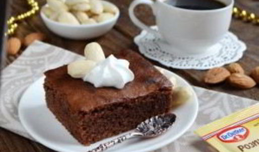 шоколадные пирожные со вкусом миндаля