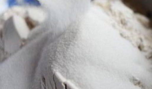 сладкое пирожное с корицей