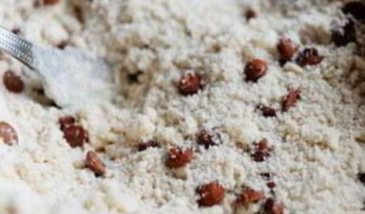 сладкое пирожное с корицей