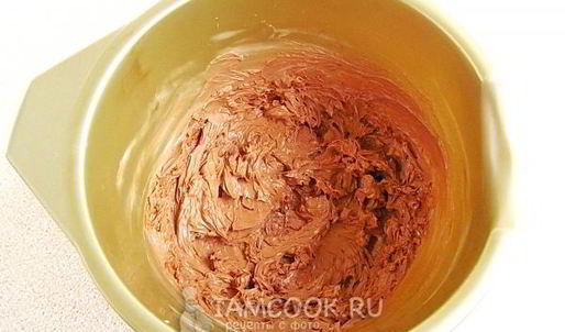 слоеные пирожные башенки с шоколадным кремом