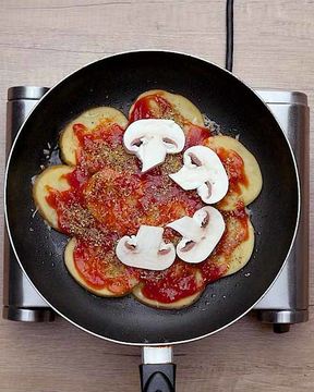 Картофельная пицца c яйцом