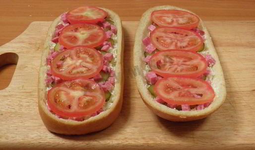 ленивая пицца из батона в духовке