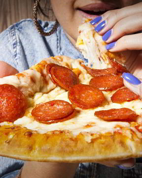 Пицца без кефира в духовке