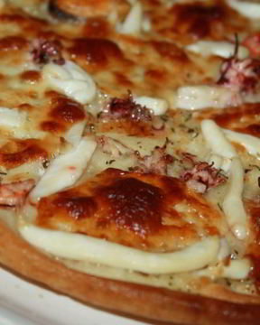 Пицца Бьянка с морепродуктами