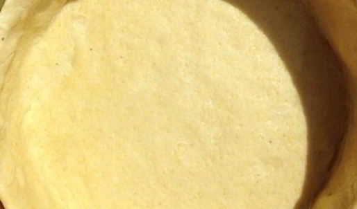 пицца по-чикагски в глубокой форме