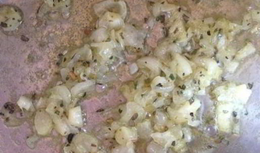 пицца по-чикагски в глубокой форме