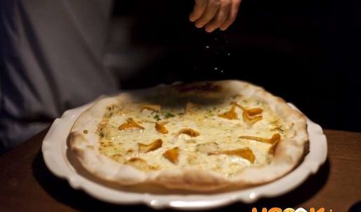 пицца с лисичками