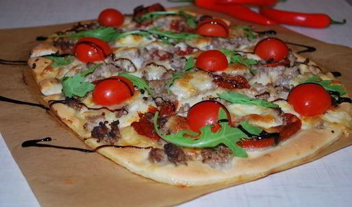 пицца с вялеными помидорами