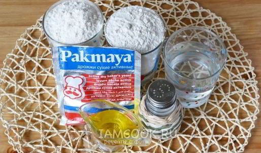 пицца-сердце с ветчиной и сыром