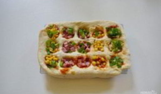 пицца в формочке для льда