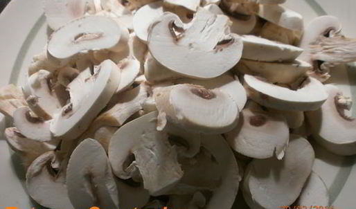 постная пицца с картофелем и грибами