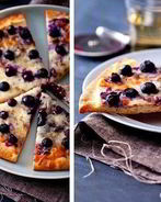 Сладкая черничная пицца