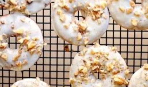 банановые пончики с грецкими орехами