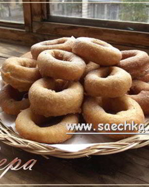 Пончики с корицей