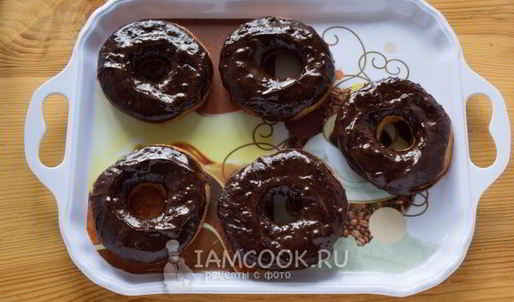 пончики с шоколадом