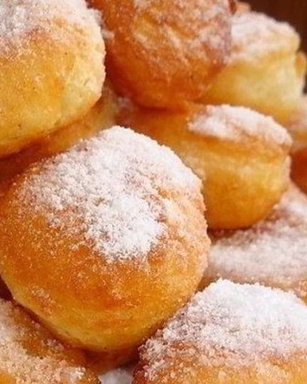 Рецепт пышных пончиков с яблоком