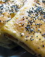 Постные слойки с орехом и маком