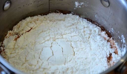 новогодний пряничный домик с глазурью