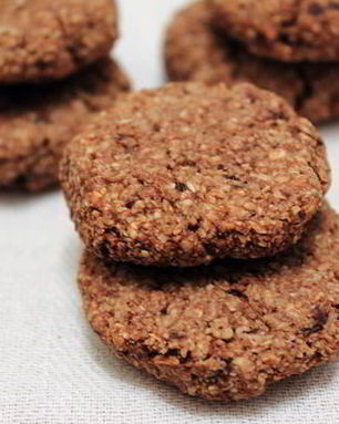 Овсяные пряники с черносливом и миндалем