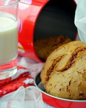 Паровые пряники из цельнозерновой муки с медом и фундуком