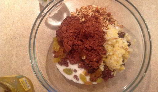 постная коврижка с миндалем, изюмом и черносливом